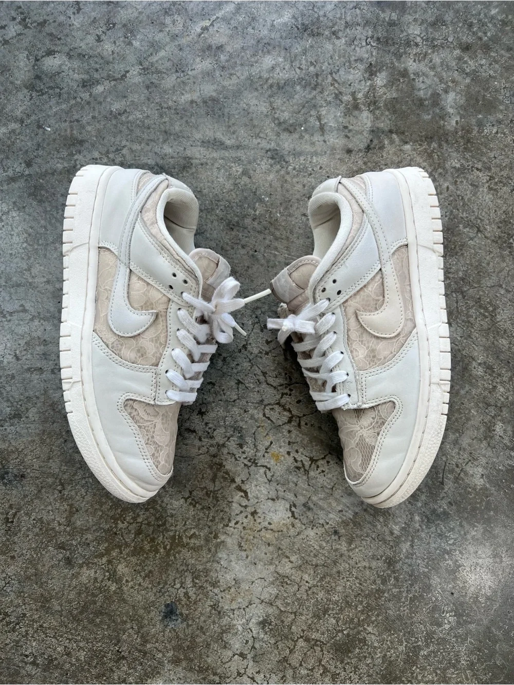 Nike Women’s Cream and White Lace-Panel Low-Top Sneakers